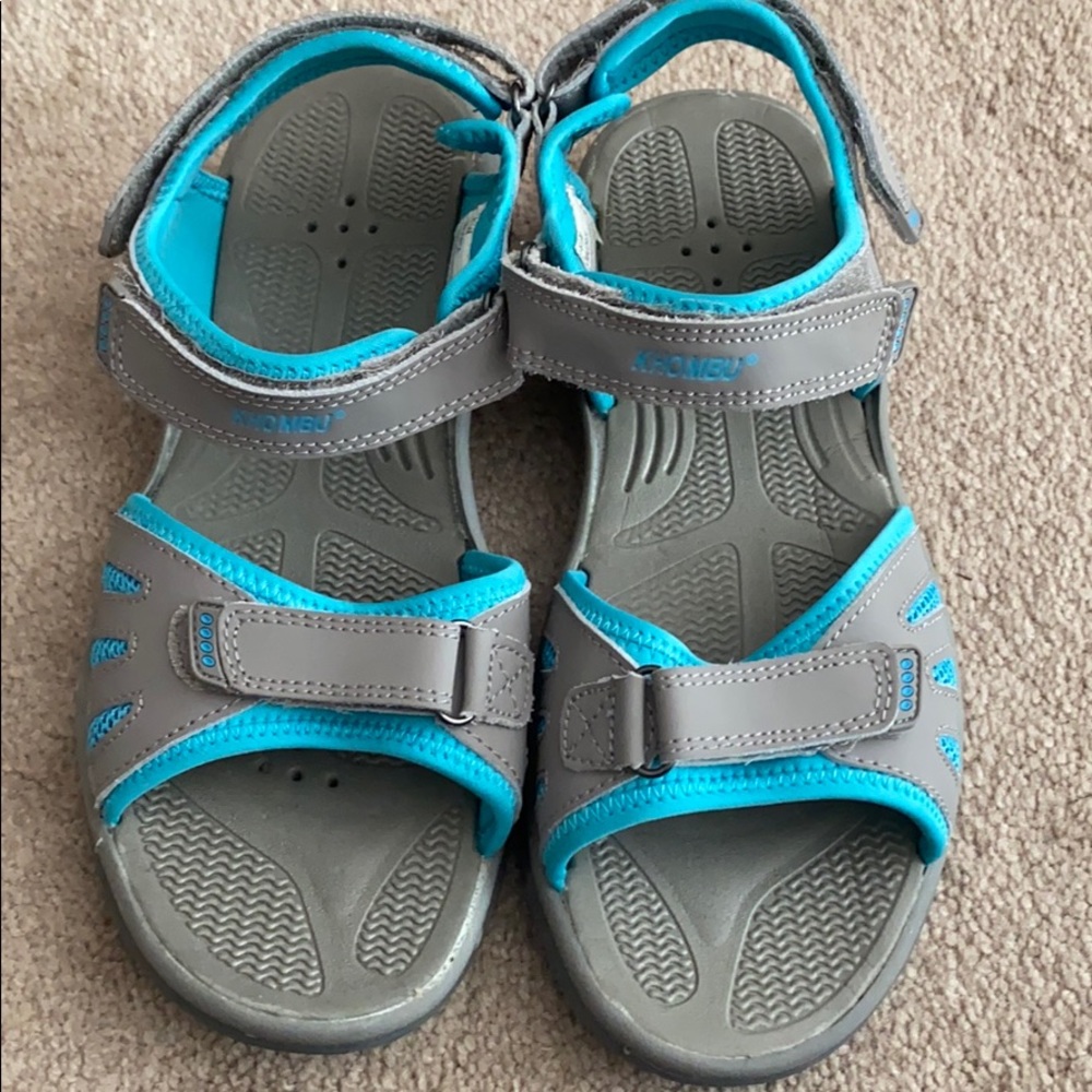 Khombu sandals